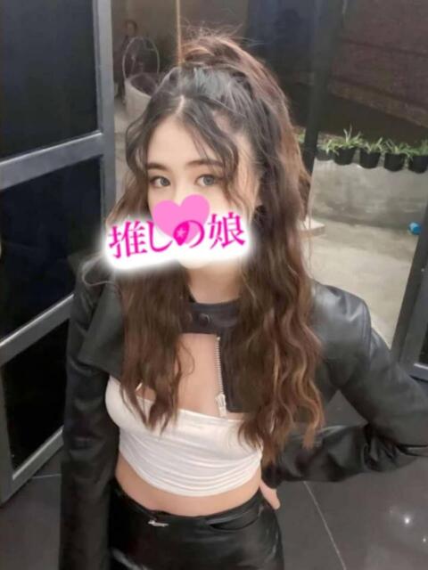 ファースト 推しの娘（アジアンデリヘル）