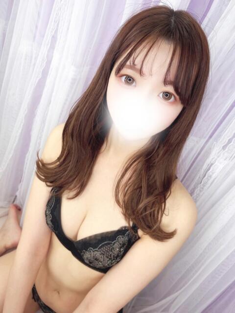 りなの 新宿ハンドメイド（手コキ・オナクラ）