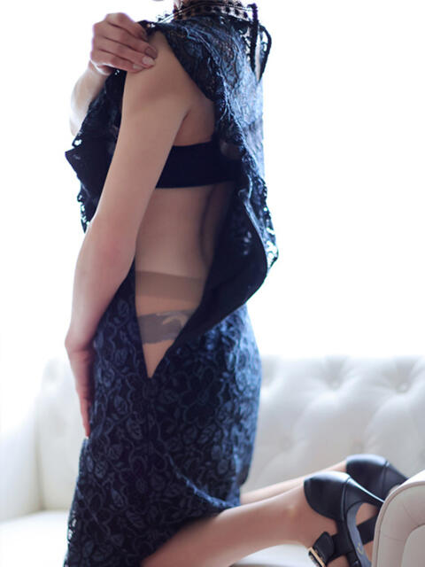 ひなた アバンチュール（難波）（人妻系ヘルス）