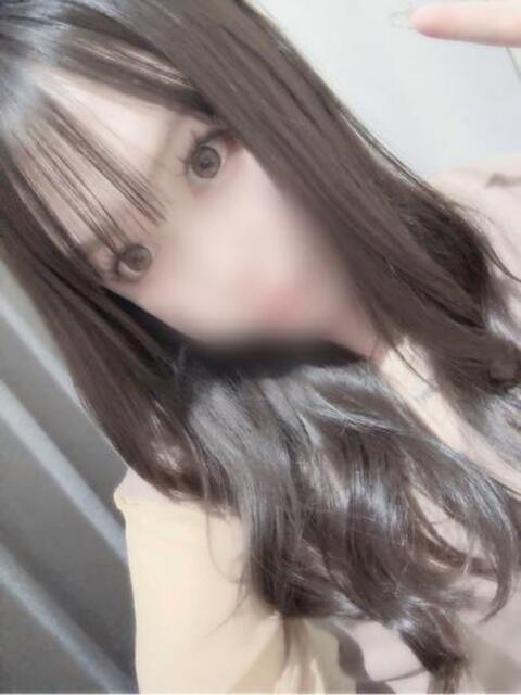 ユラ(極) 人妻生レンタル（デリヘル）