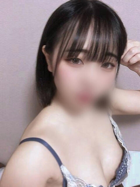 ユリア 人妻生レンタル(デリヘル)
