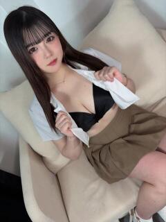 みゆか とある風俗店♡やりすぎさーくる新宿大久保店♡で色んな無料オプションしてみました（新宿・歌舞伎町/デリヘル）