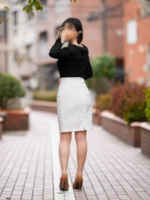 ありさ 40代からのリアル鹿児島美熟女 REBORN リボン（人妻デリヘル）