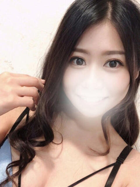 市川よぞら 断りきれない美人マッサージ嬢たち（デリヘル＆エステ）