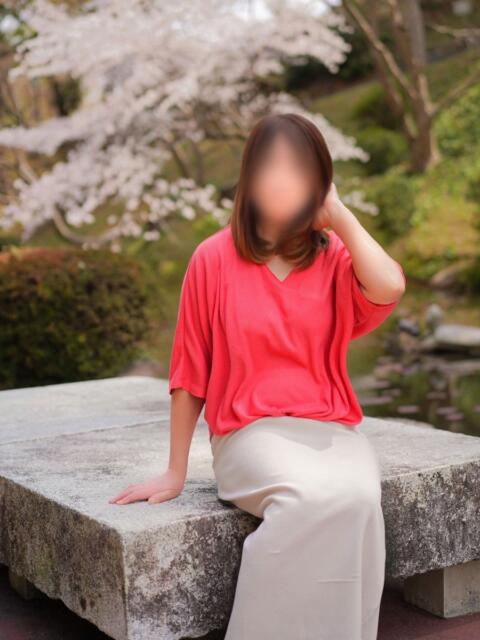 さゆ [優良人妻店]セレブスタイル（山口～防府～萩）（人妻デリヘル）