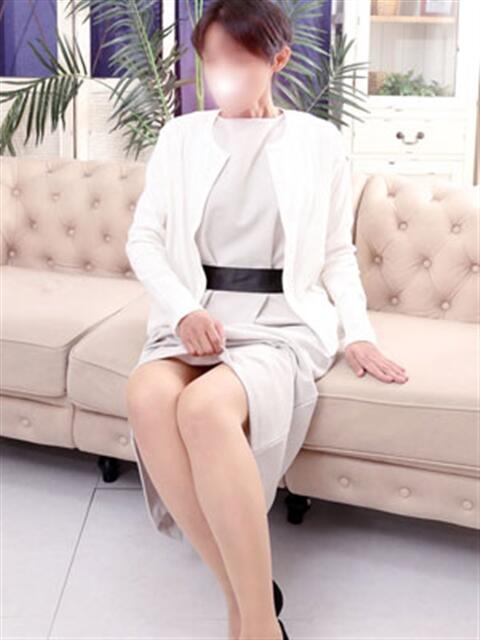 ゆりこ 柏人妻花壇（人妻デリヘル）