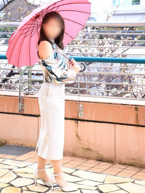 糸 東京人妻フォーシーズンズ（人妻・熟女待ち合わせデリヘル）