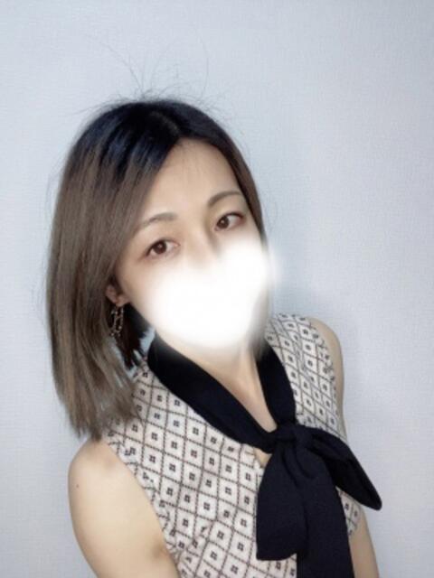 環いろは マダムと紳士（【非風俗】メンズエステ）