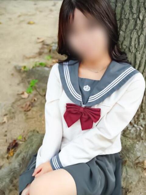 中川あみ【業界未経験】 素人専門キラキラ学園（学園系デリヘル）