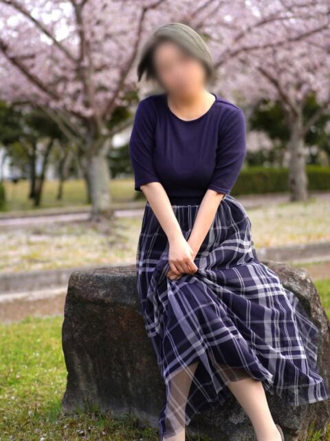 にこ [優良人妻店]セレブスタイル（山口～防府～萩）（人妻デリヘル）