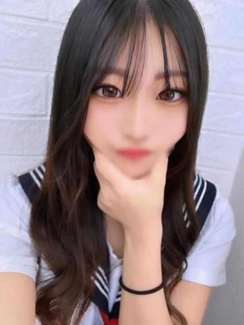 かぐら 京都美女図鑑 〜素人専門店LUXE〜（デリヘル）