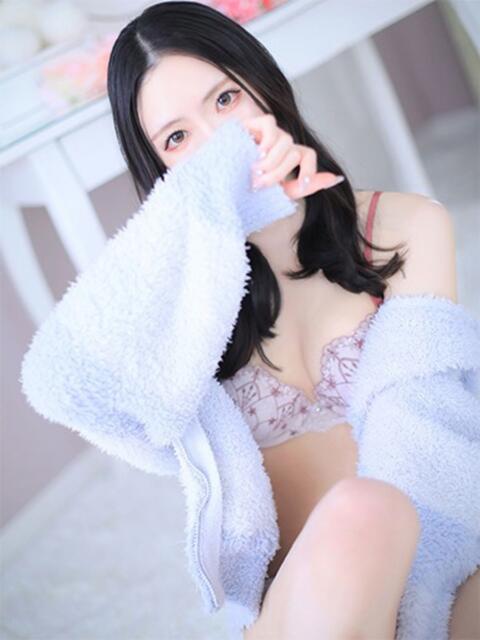 ゆき　雑誌モデル級の美少女 AROMA FACE NAKASU（ソープランド＆アロマエステ）