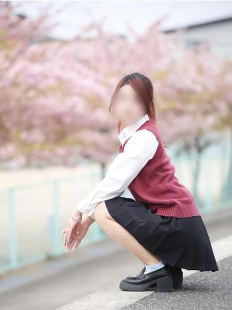 月宮せいら 素人専門キラキラ学園（学園系デリヘル）