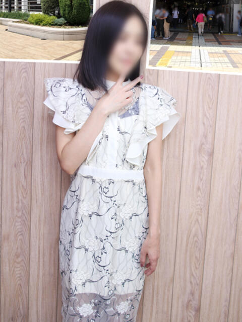 ゆい 松戸駅西口ママ友さーくる（人妻デリヘル）