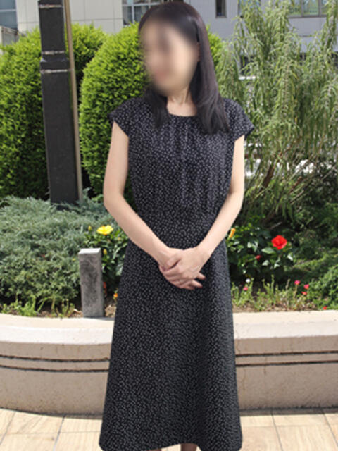 ゆい 松戸駅西口ママ友さーくる（人妻デリヘル）