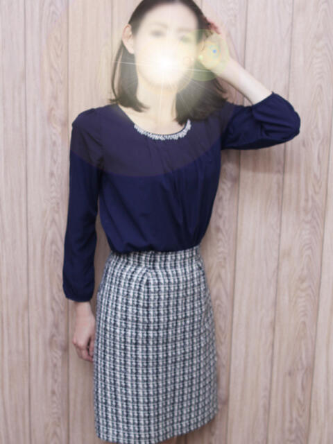 しのぶ 松戸駅西口ママ友さーくる（人妻デリヘル）