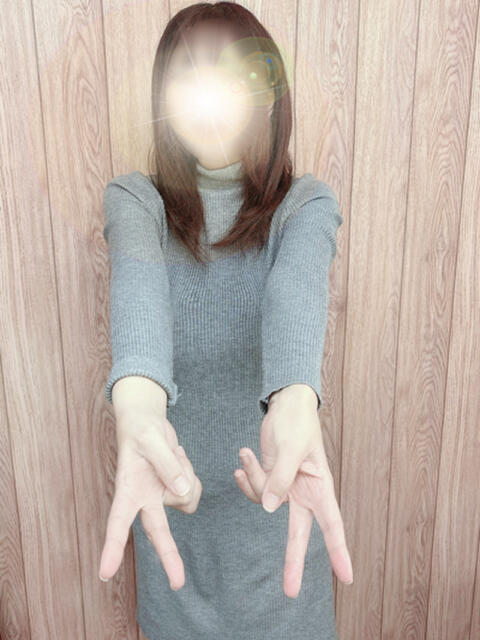 みお 松戸駅西口ママ友さーくる（人妻デリヘル）