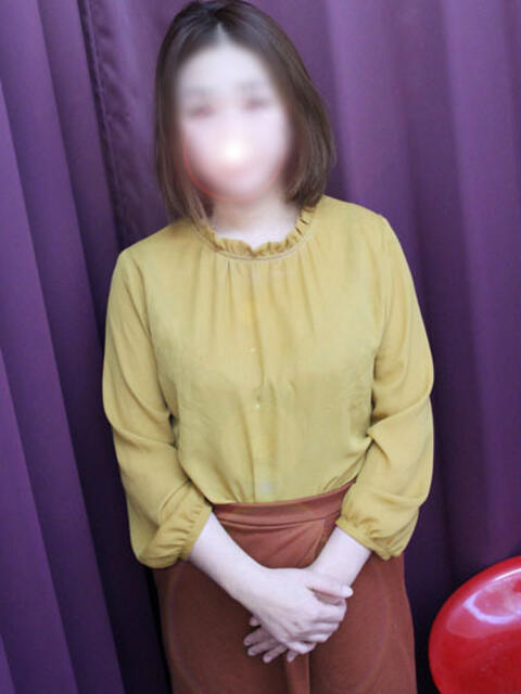 ななみ 松戸駅西口ママ友さーくる（人妻デリヘル）