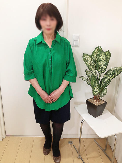 岸 おふくろ（人妻デリヘル）