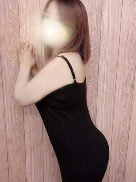 ももこ 松戸駅西口ママ友さーくる（人妻デリヘル）