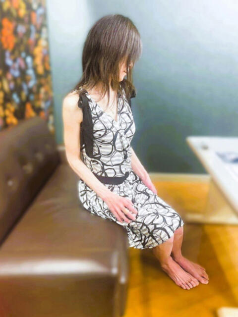 中谷 れい 欲情のよろめき・第二章（人妻デリヘル）