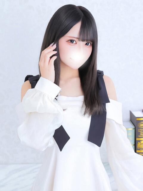 ゆあ★超ドM純真無垢の現役JD S級素人清楚系デリヘル chloe（デリヘル）