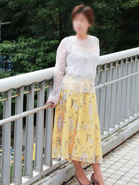 まみ 完熟ばなな神戸・三宮店（待ち合わせ型熟女デリヘル）