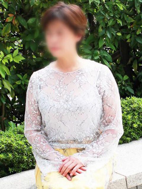 まみ 完熟ばなな神戸・三宮店（待ち合わせ型熟女デリヘル）