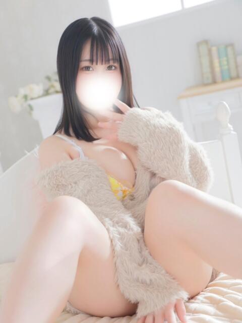 ここな ぽっちゃり巨乳素人専門店ぷにめろ池袋店（ぽっちゃり系デリヘル）