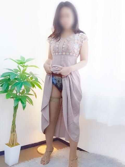 ひかる 完熟ばなな新宿(熟女系待ち合せデリヘル)