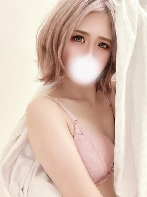 咲良ももか 全裸の極みorドッキング痴漢電車（ホテヘル）