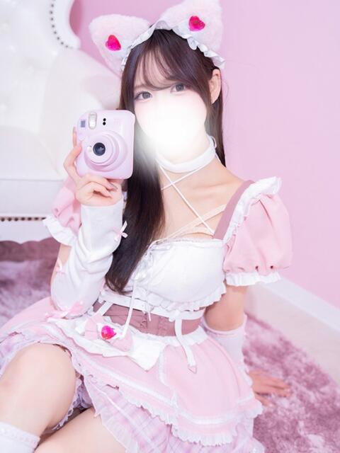 しらゆき コンカフェ×オナクラ ＠LOVE梅田店（派遣型オナクラ（手コキ））