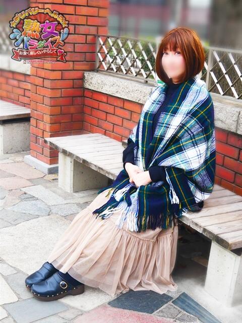 山口 美和 熟女パラダイス鶯谷店(カサブランカグループ)（熟女デリヘル）