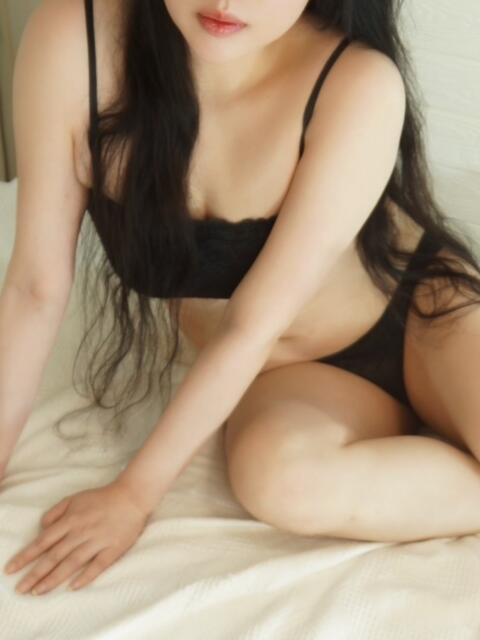 りな 脱がされたい人妻 さいたま大宮店（人妻デリヘル）