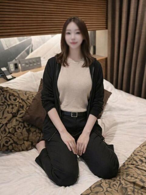 さな ～魅惑～美女妻クラブ（人妻系デリヘル）