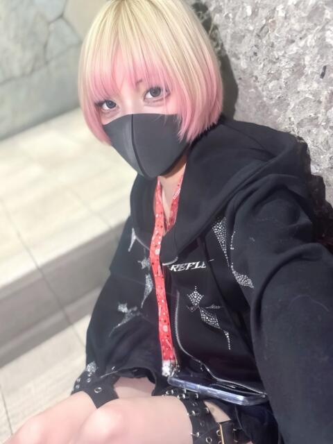 らい とある風俗店♡やりすぎさーくる新宿大久保店♡で色んな無料オプションしてみました（デリヘル）