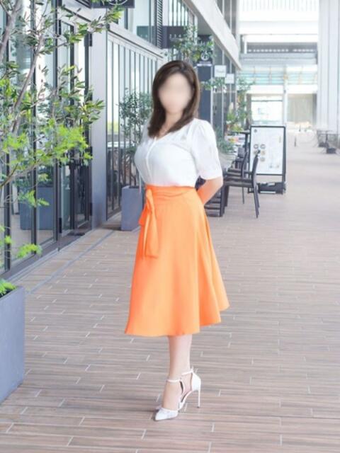 篠原 藍依 こあくまな熟女たち 本厚木店(KOAKUMAグループ)（人妻・熟女デリヘル）