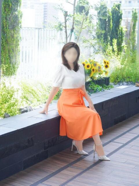 篠原 藍依 こあくまな熟女たち 本厚木店(KOAKUMAグループ)（人妻・熟女デリヘル）