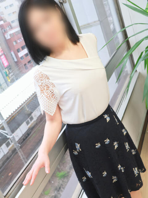 ななお 性腺熟女100％鶯谷（デリヘル市場）（デリヘル）