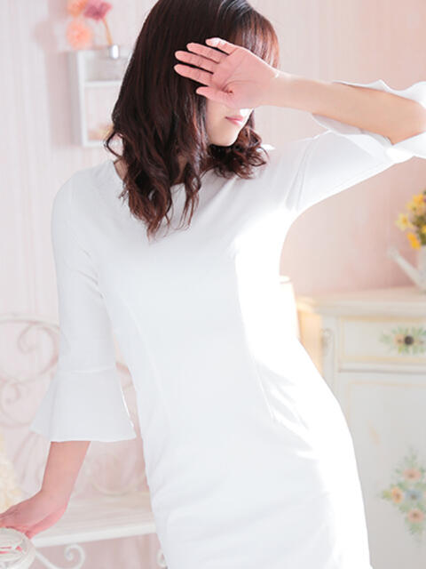 スズカ★人妻エロス堪能 BITEKI（人妻デリヘル）