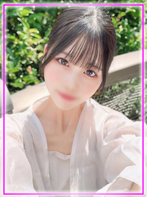りつ◇細身の色白美肌美少女◇ H-ash（アッシュ）（ホテヘル&amp;デリヘル）
