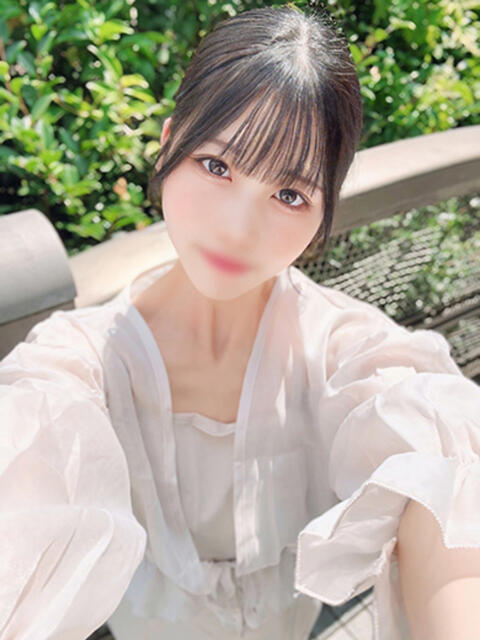 りつ◇細身の色白美肌美少女◇ H-ash（アッシュ）（ホテヘル&amp;デリヘル）