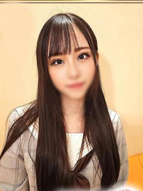 一色 もな　距離感抜群美少女 ファーストクラス ルビー（ソープランド）