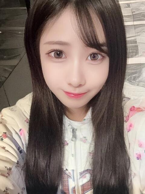 小豆【あず】 ［COCORE］高級デリバリーヘルス（デリヘル）