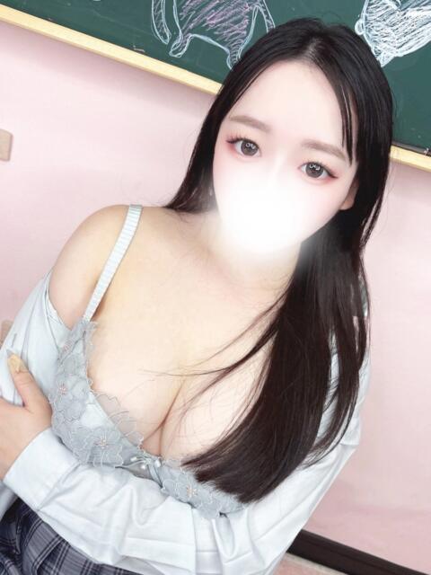 ひなみ 新宿ハンドメイド（手コキ・オナクラ）