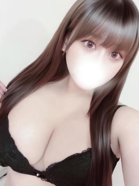 みこと【破壊力100%天然I】 One More 奥様 新宿店（人妻デリヘル）