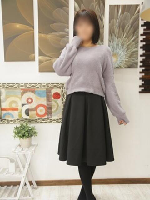 みな 奥様電車（駅待ち合わせ型デリヘル）