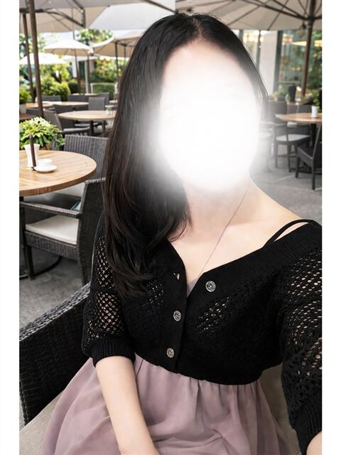 小川 さつき セカンドパートナー本店（人妻デリヘル）