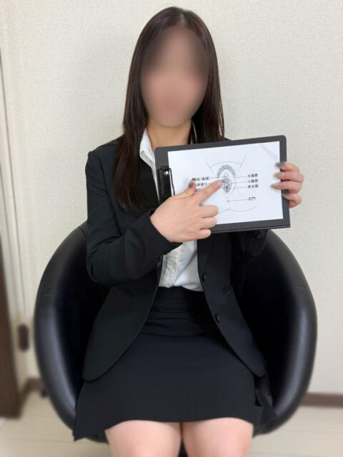 新木(あらき)先生 日暮里駅前クンニ塾(デリヘル)