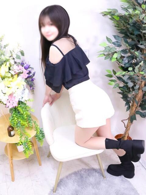 ひびき オナクラ大人女子（オナクラ・手コキ）